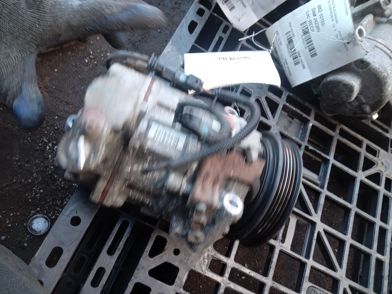 2012 CHEVROLET EQUINOX AC COMPRESSOR - 221788 — photo 2