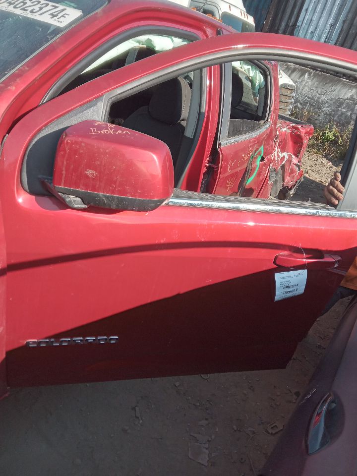 2015 CHEVROLET COLORADO 6cyl Gasoline 3.6 Left DOOR ASSEMBLY, FR - 221969