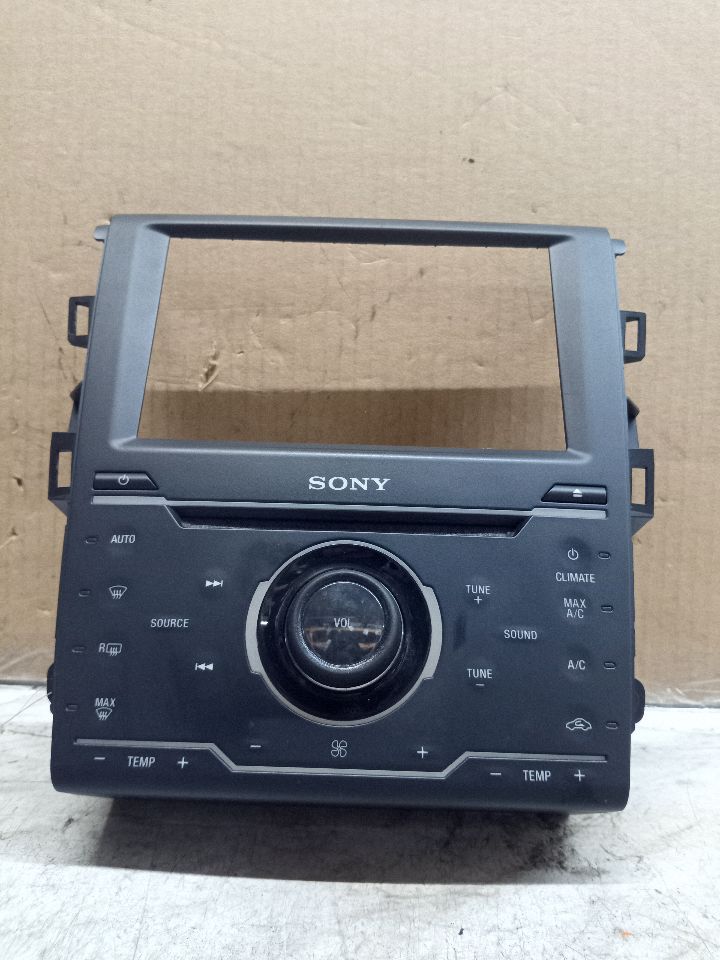 2013 FORD FUSION 4cyl Gasoline Turbo 2.0 Radio Audio - 222670 — photo 1