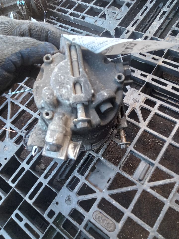 2018 KIA FORTE 2.0L 4cyl Gasoline VVT AC COMPRESSOR - 223377 — photo 5