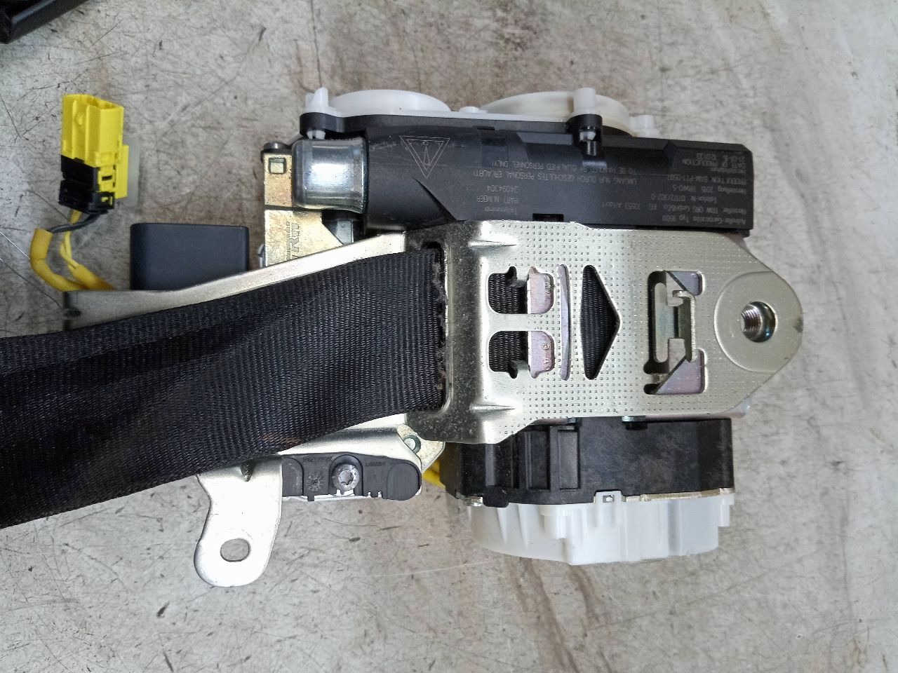 2016 AUDI A7 6cyl Supercharged 3.0 Seat Belt, Front - 223514 — photo 6