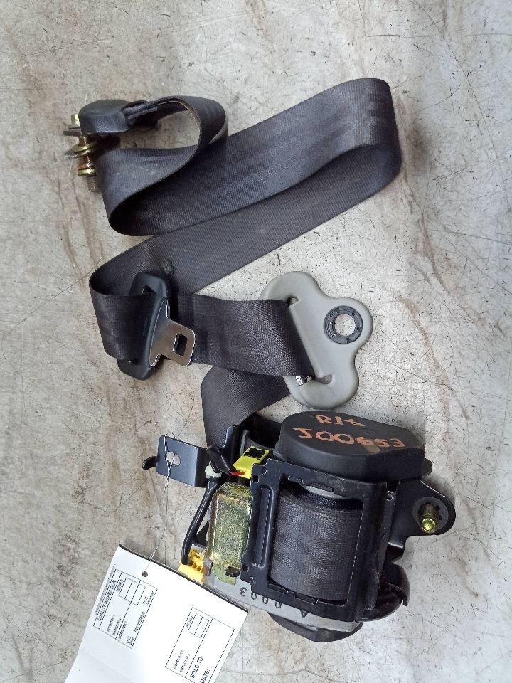 2004 ACURA TSX 2.4L 4cyl Gasoline Seat Belt, Front - 223533 — photo 1