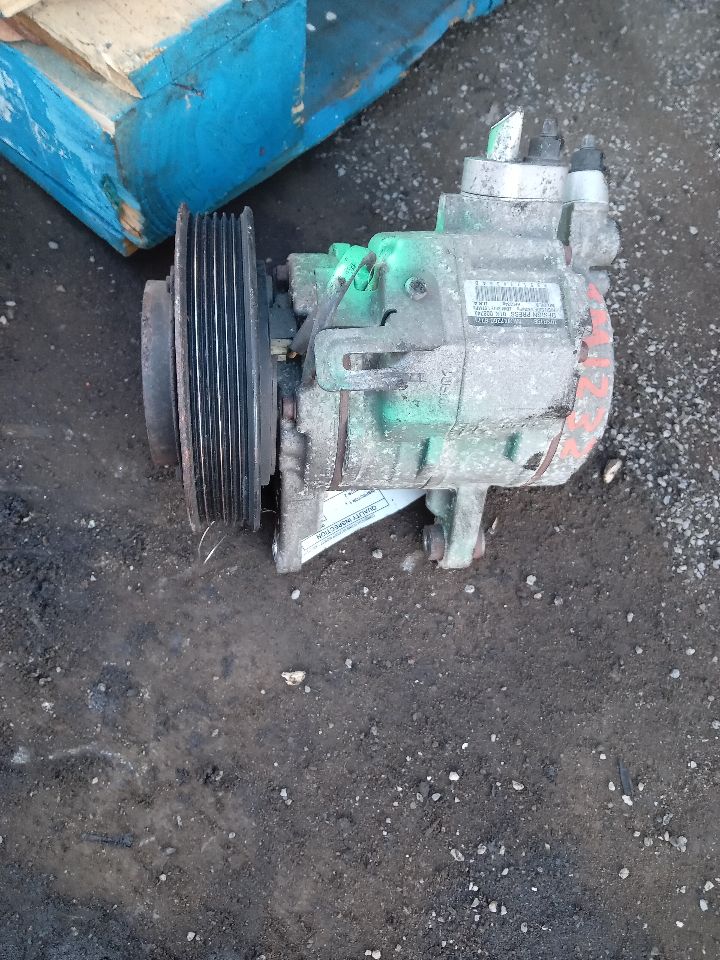 2011 DODGE 1500 PICKUP 8cyl Gasoline 4.7 FLEX AC COMPRESSOR - 224281 — photo 4