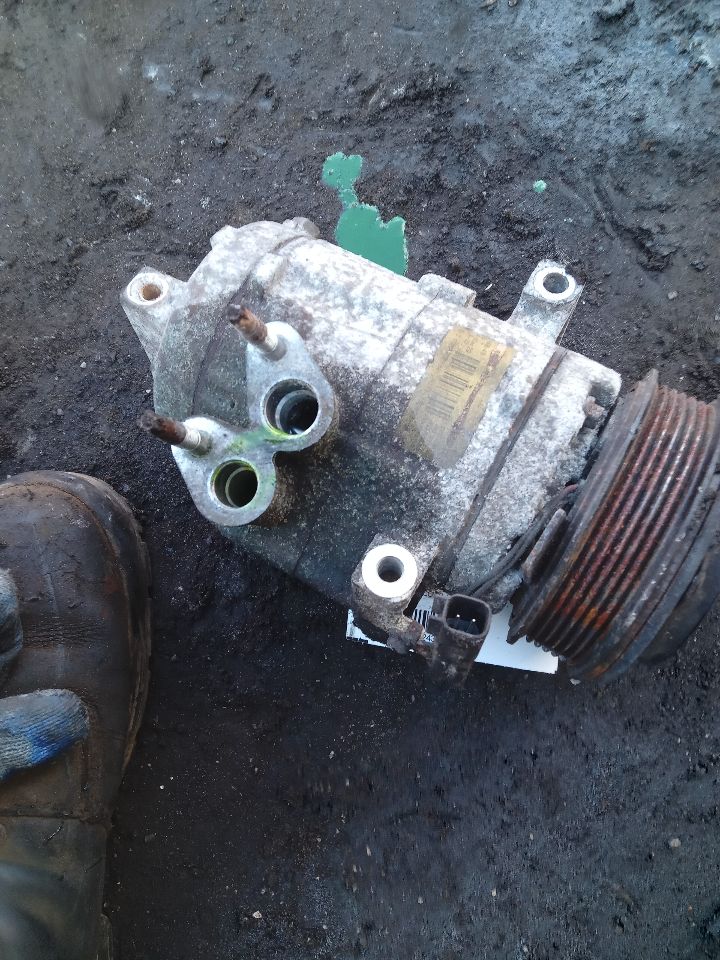 2012 FORD TAURUS 6cyl Gasoline 3.5 AC COMPRESSOR - 224302 — photo 2