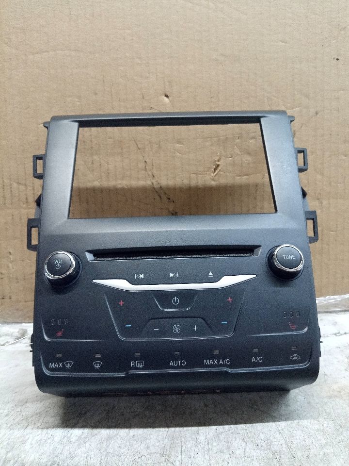 2014 FORD FUSION 4cyl Gasoline Turbo 1.5 Radio Audio - 224451 — photo 1
