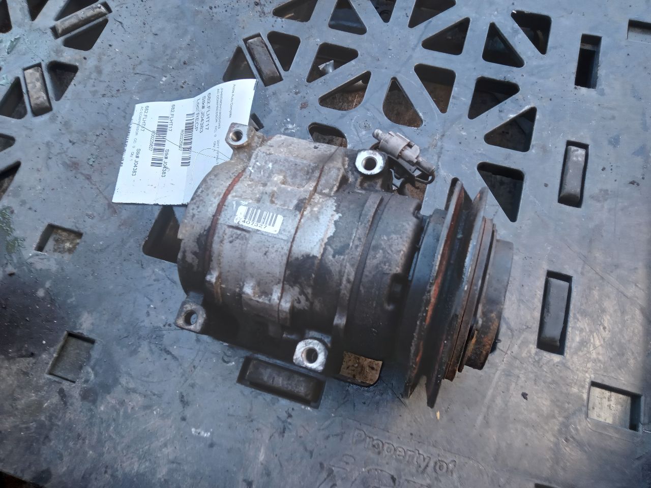 2017 FREIGHTLINER HFRE-TILT 5.1L 4cyl Diesel AC COMPRESSOR - 225827