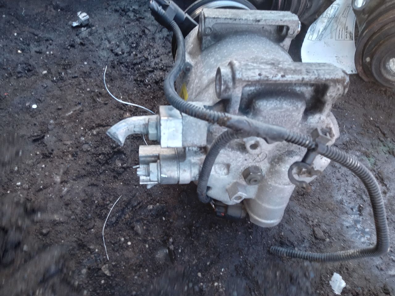 2016 FORD ESCAPE 4cyl 1.6 EcoBoost AC COMPRESSOR - 225836 — photo 3