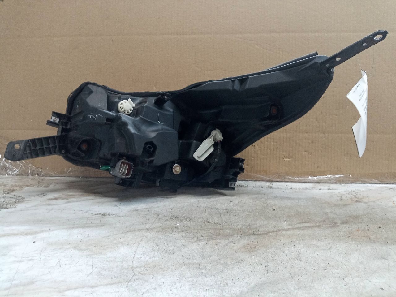 2020 SUBARU LEGACY 2.5L 4cyl Gasoline VVT Right HEADLAMP ASSEMBLY - 226611 — photo 2