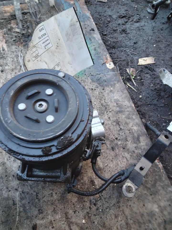 2015 CHEVROLET CRUZE 4cyl Gasoline Turbo 1.4 AC COMPRESSOR - 227434 — photo 4