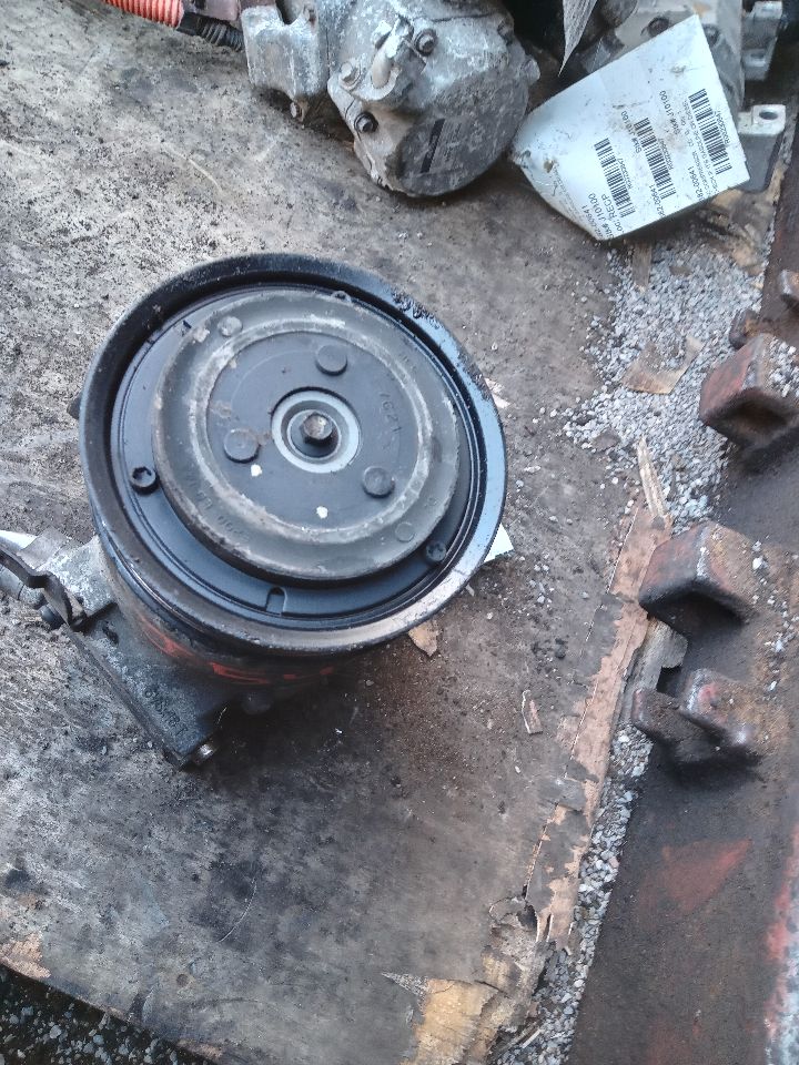 2011 HYUNDAI SONATA 4cyl Gasoline 2.4 AC COMPRESSOR - 227435 — photo 4