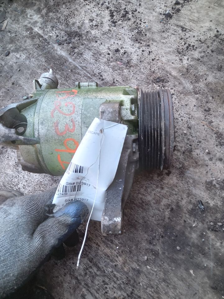 2017 FORD ESCAPE 4cyl Gasoline Turbo 1.5 AC COMPRESSOR - 227439 — photo 1