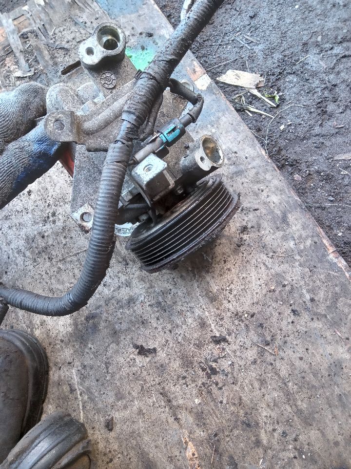 2011 VOLKSWAGEN EOS 4cyl Gasoline Turbo 2.0 AC COMPRESSOR - 227441 — photo 8