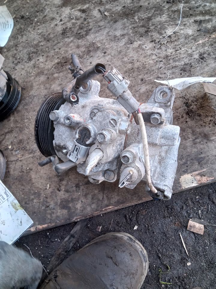 2020 SUBARU LEGACY 2.5L 4cyl Gasoline VVT AC COMPRESSOR - 227446 — photo 3