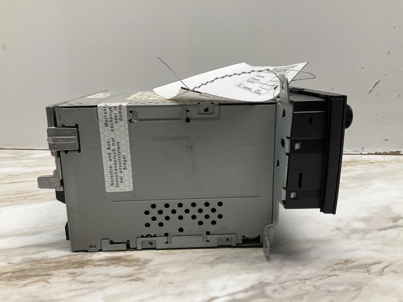 2009 AUDI A4 Radio Audio - 2278 — photo 4