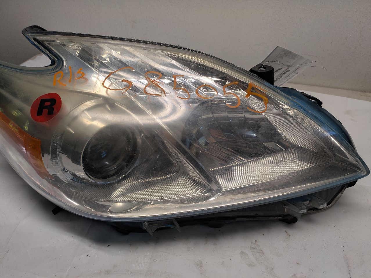 2014 TOYOTA PRIUS 4cyl Hybrid 1.8 Right HEADLAMP ASSEMBLY - 228127 — photo 6