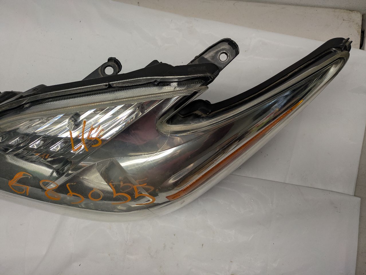 2014 TOYOTA PRIUS 4cyl Hybrid 1.8 Left HEADLAMP ASSEMBLY - 228128 — photo 4