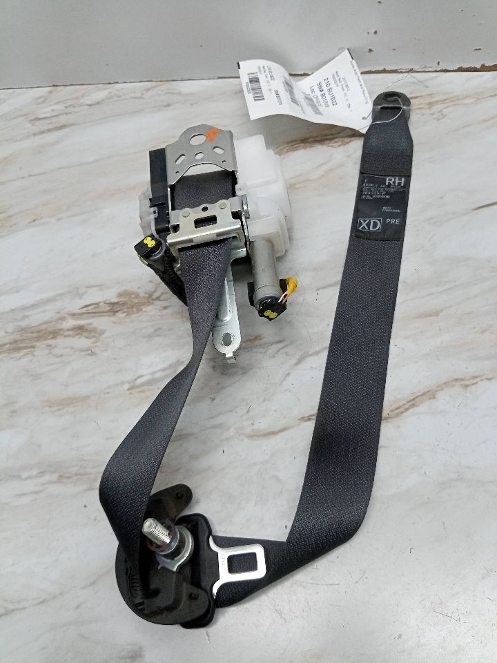 2022 SUBARU BR-Z Seat Belt, Front - 22825 — photo 2