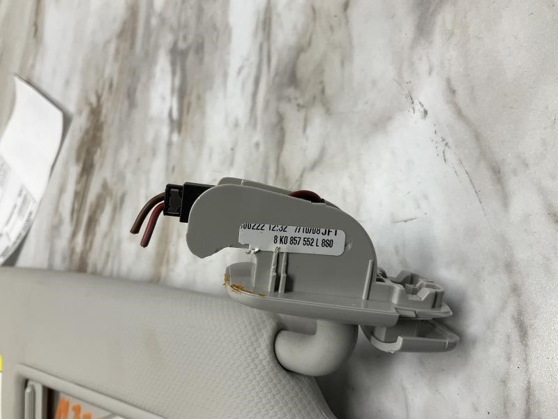 2009 AUDI A4 Right Sun Visor - 2283 — photo 4