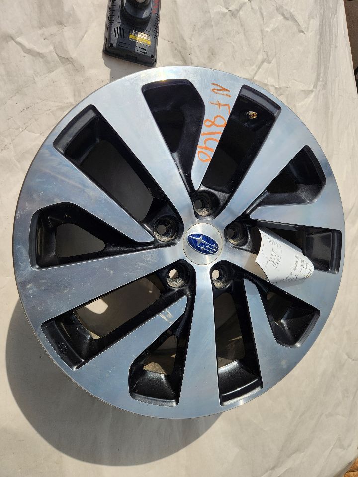 2020 SUBARU LEGACY 2.5L 4cyl Gasoline VVT WHEEL - 228851 — photo 1