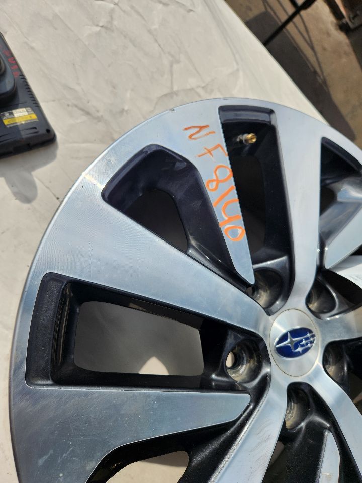 2020 SUBARU LEGACY 2.5L 4cyl Gasoline VVT WHEEL - 228851 — photo 4