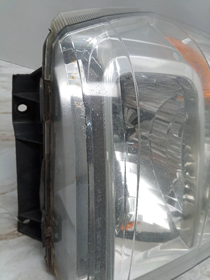 2011 FORD E250 VAN Right HEADLAMP ASSEMBLY - 22929 — photo 2