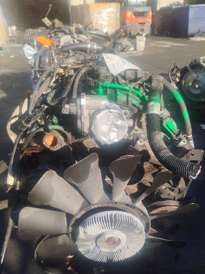 2010 CHEVROLET EXPRESS 3500 VAN 8cyl Gasoline 4.8 ENGINE ASSEMBLY - 229319 — photo 3