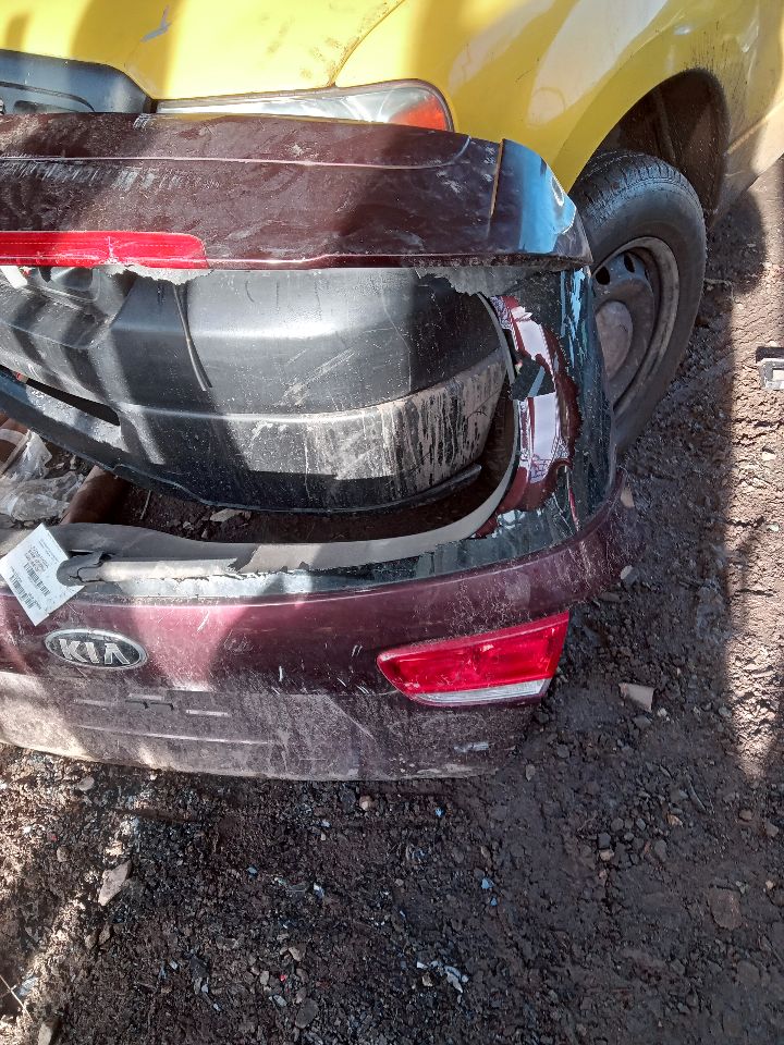 2017 KIA SORENTO 6cyl Gasoline 3.3 Decklid  Tailgate - 229376 — photo 1