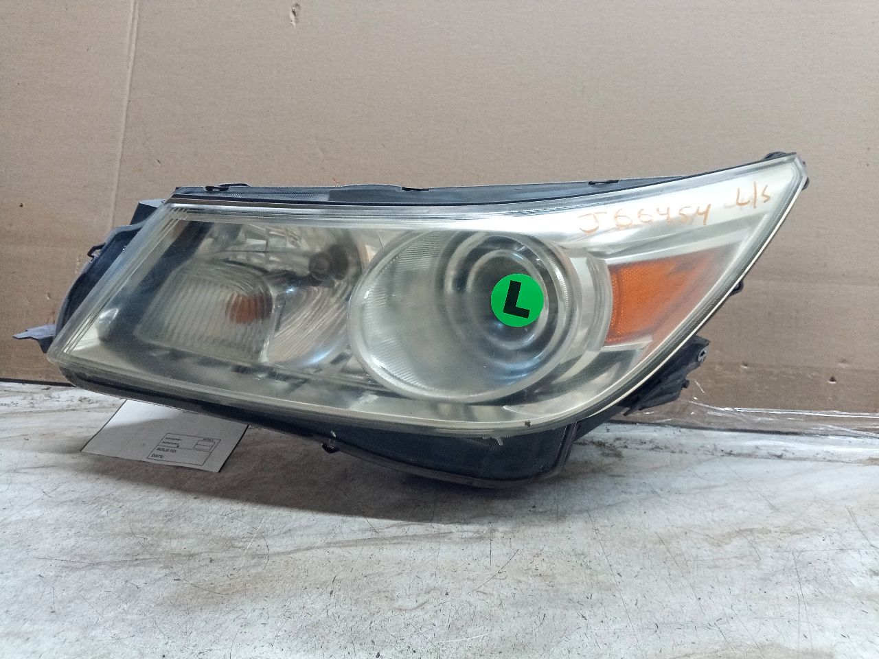 2010 BUICK LACROSSE 6cyl Gasoline 3.6 Left HEADLAMP ASSEMBLY - 229407