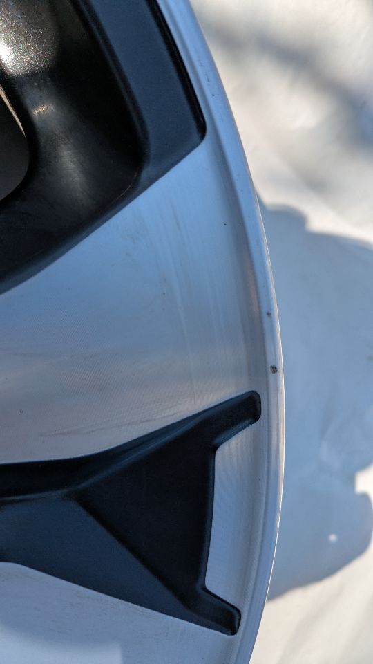 2020 SUBARU LEGACY 2.4L 4cyl Gasoline VVT WHEEL - 229493 — photo 3