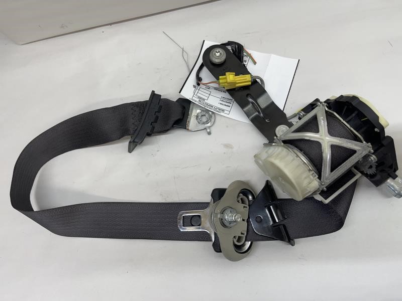 2007 GMC YUKON XL 1500 Seat Belt, Front - 2300
