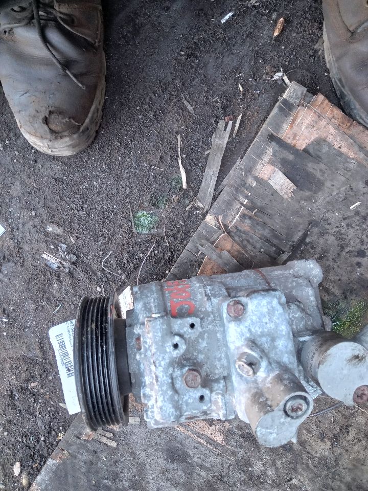 2011 VOLKSWAGEN CC 4cyl Gasoline Turbo 2.0 AC COMPRESSOR - 230628 — photo 2