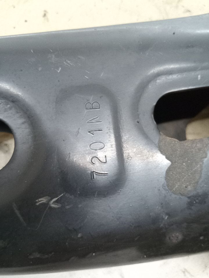 2017 SUBARU LEGACY 2.5L 4cyl Gasoline VVT Left LOWER CNTRL ARM, FR - 23069 — photo 5