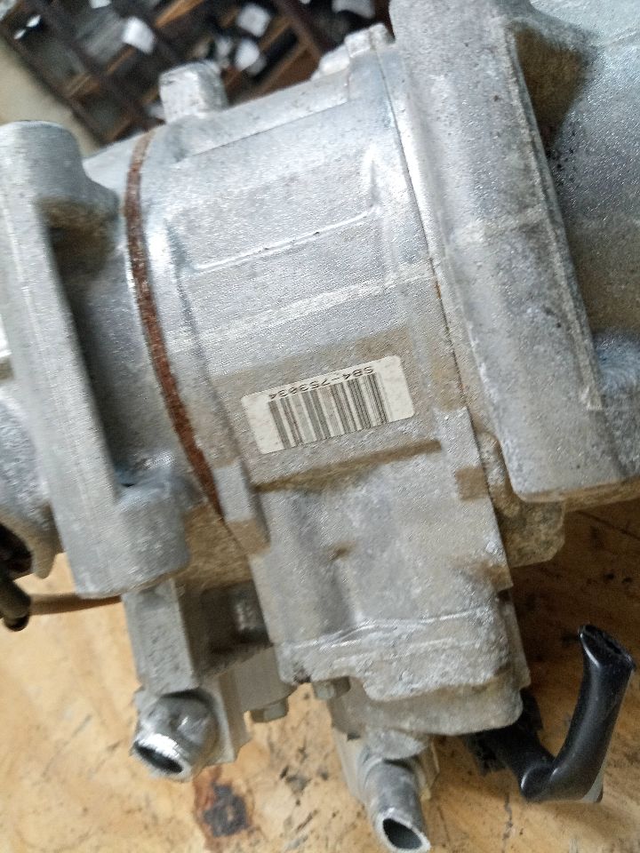 2018 SUBARU LEGACY 2.5L 4cyl Gasoline VVT AC COMPRESSOR - 23076 — photo 3