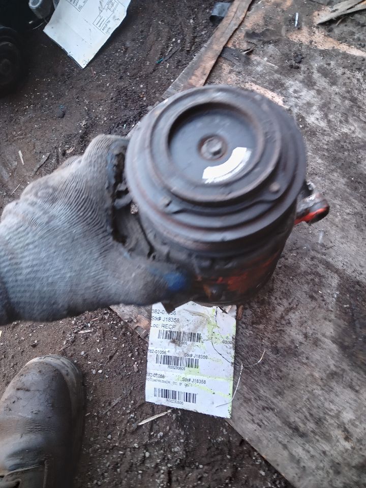 2015 FORD FLEX 6cyl Gasoline 3.5 AC COMPRESSOR - 230805 — photo 4