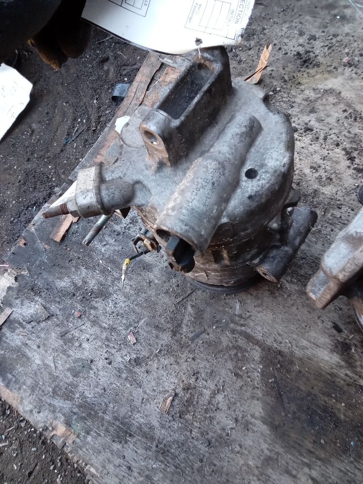 2015 FORD FLEX 6cyl Gasoline 3.5 AC COMPRESSOR - 230805 — photo 5