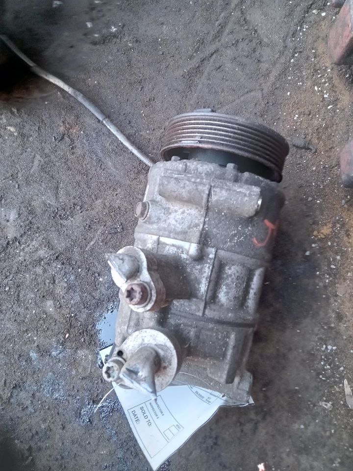 2012 VOLKSWAGEN GOLF 4cyl Diesel Turbo 2.0 AC COMPRESSOR - 230806 — photo 2
