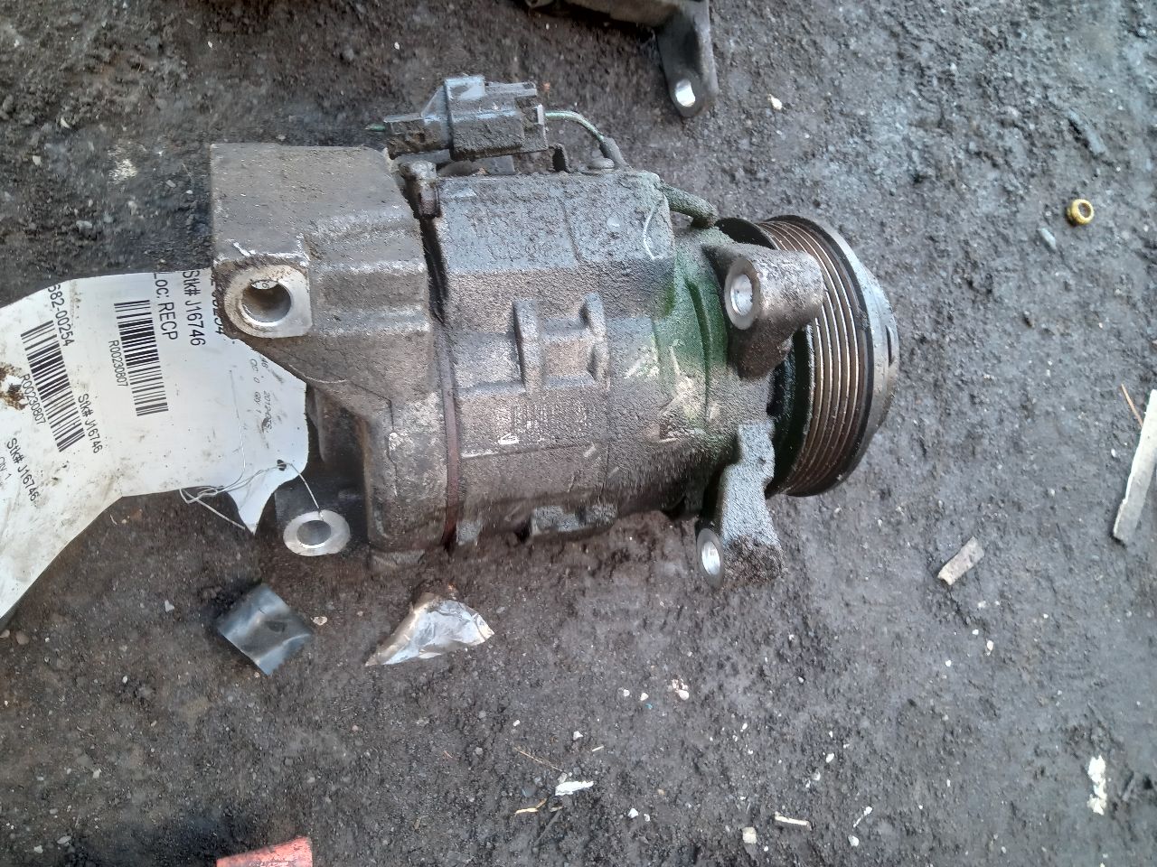 2012 CADILLAC CTS 6cyl Gasoline 3.6 AC COMPRESSOR - 230807 — photo 3