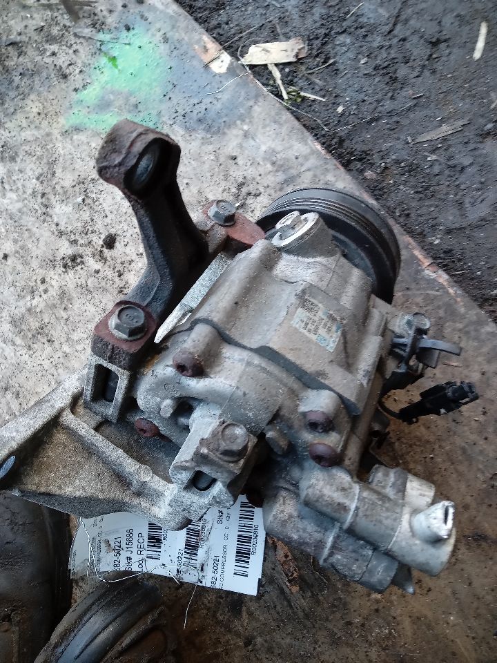 2010 SUBARU IMPREZA 4cyl Gasoline 2.5 AC COMPRESSOR - 230810 — photo 2