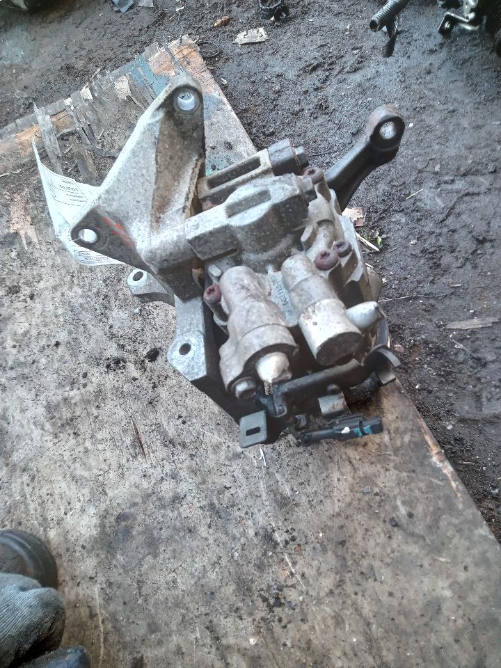 2010 SUBARU IMPREZA 4cyl Gasoline 2.5 AC COMPRESSOR - 230810 — photo 6