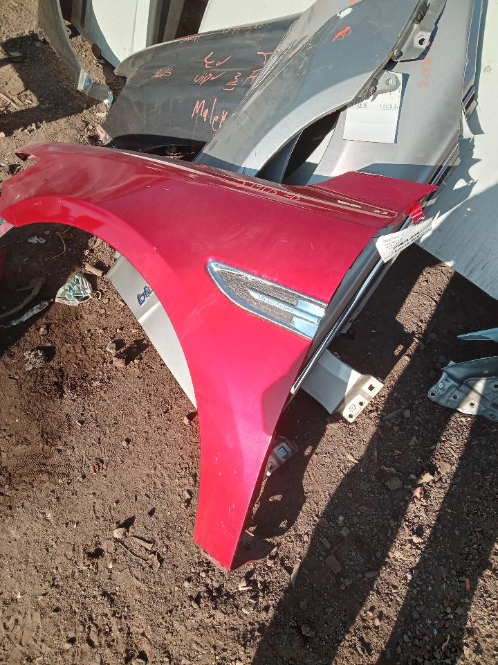 2012 FORD TAURUS 6cyl Gasoline Turbo 3.5 Left FENDER - 231179