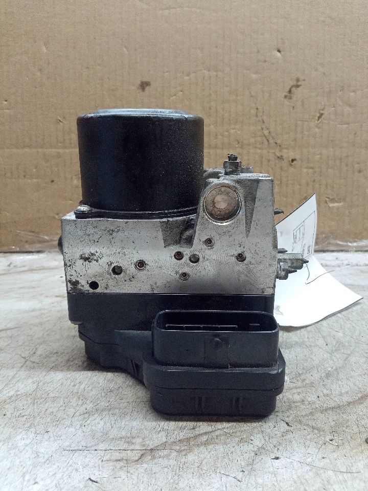 2007 TOYOTA AVALON 6cyl Gasoline 3.5 Anti-lock Brake Pts - 231229 — photo 1