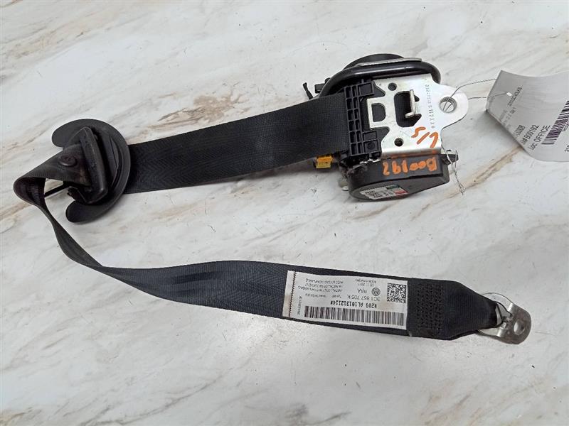 2013 VOLKSWAGEN CC Seat Belt, Front - 23133 — photo 2