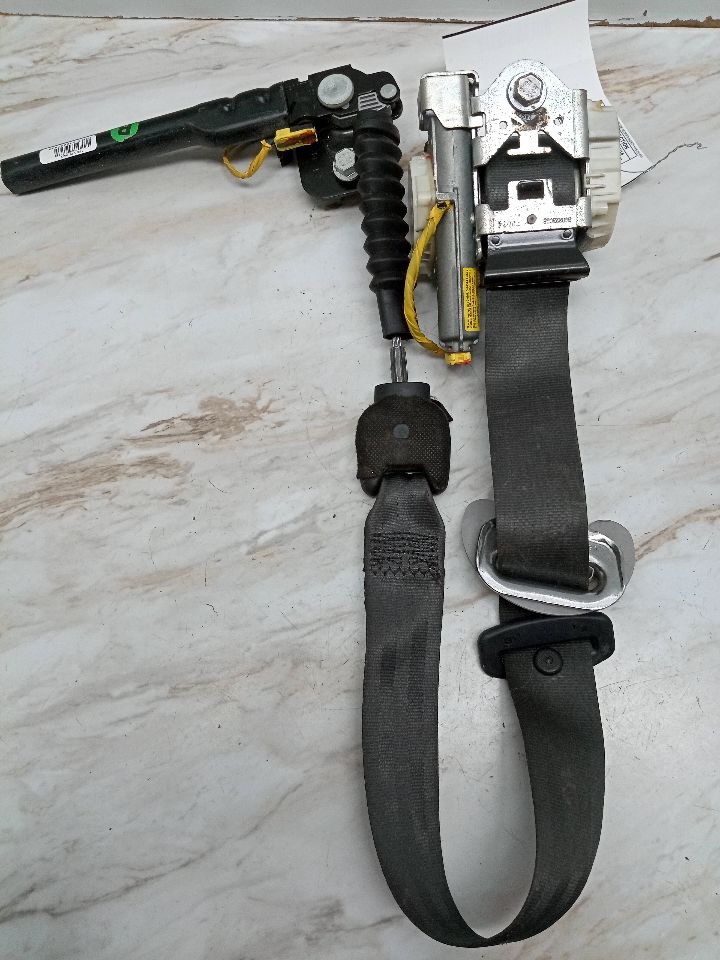 2012 HYUNDAI SONATA Seat Belt, Front - 23141 — photo 2