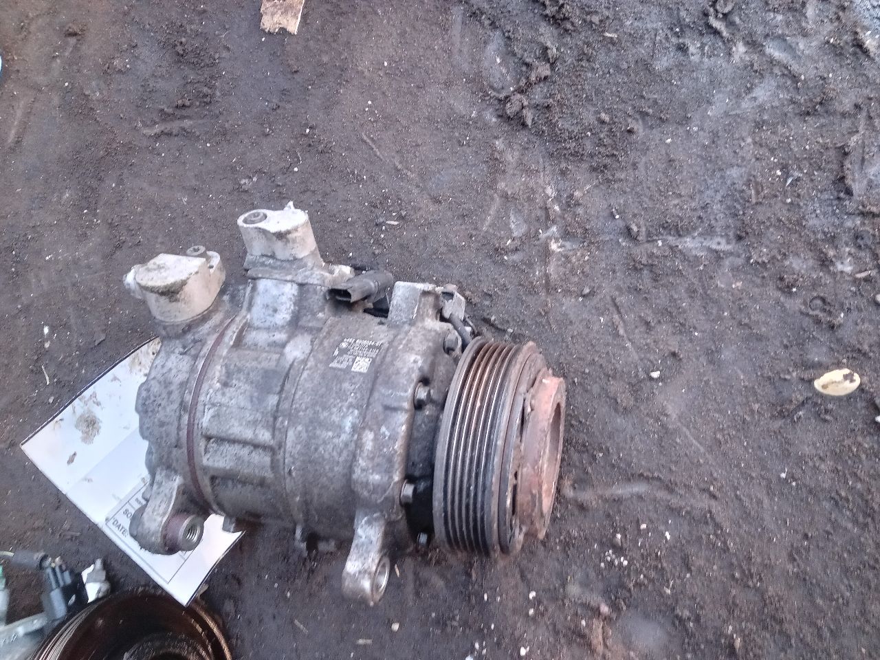 2017 BMW 320i 4cyl Gasoline Turbo 2.0 AC COMPRESSOR - 231411 — photo 4