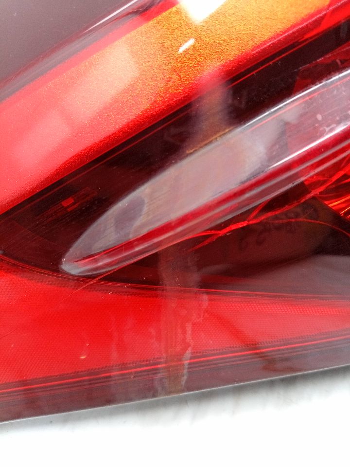 2018 TOYOTA COROLLA Left TAIL LAMP - 23165 — photo 3