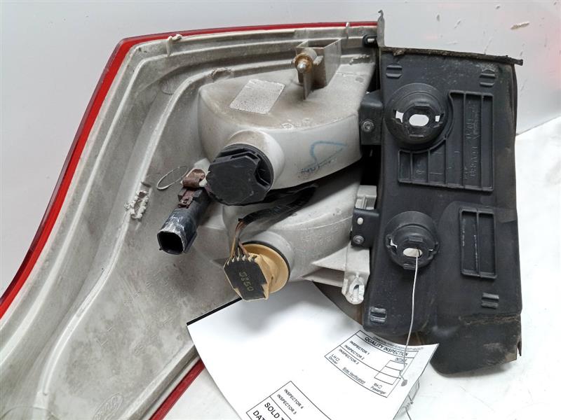 2013 FORD ESCAPE Left TAIL LAMP - 23167 — photo 5