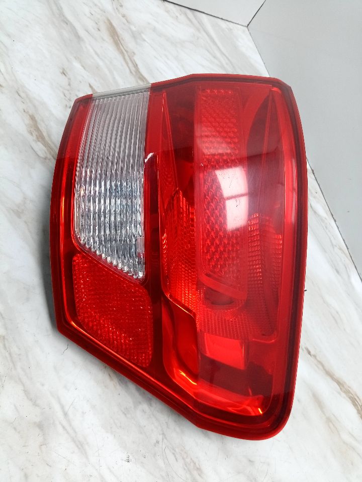 2011 JEEP GRAND CHEROKEE Right TAIL LAMP - 23181 — photo 1
