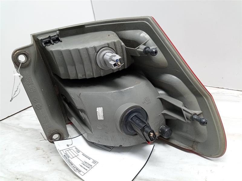 2011 JEEP GRAND CHEROKEE Right TAIL LAMP - 23181 — photo 3