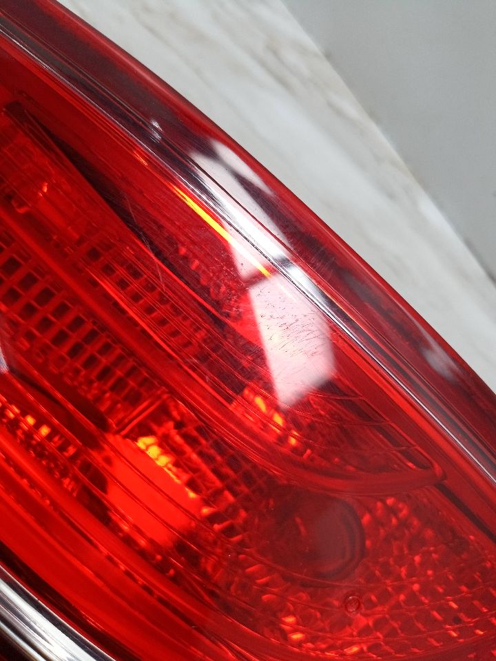 2014 HYUNDAI SANTA FE Right TAIL LAMP - 23187 — photo 2
