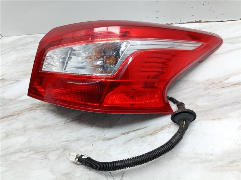 2017 NISSAN SENTRA Right TAIL LAMP - 23190 — photo 1